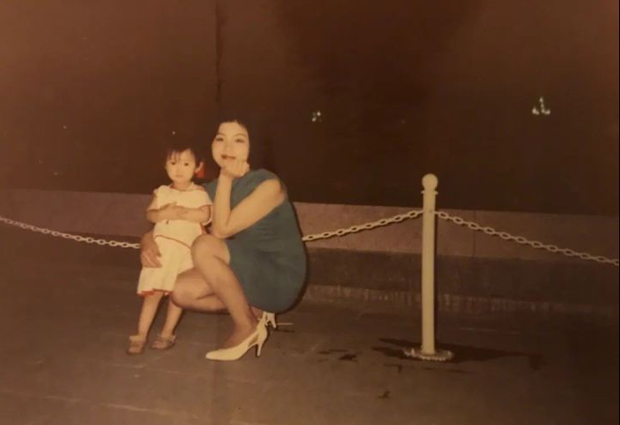 Mao Hiểu Đồng: Cuộc đời khốn khổ vì bị cha ruột vứt vào thùng rác, bạn trai bội bạc ngoại tình, trà xanh rắp tâm hãm hại - Ảnh 2.