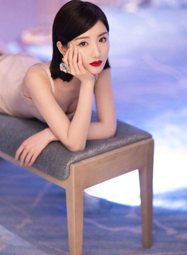 Mao Hiểu Đồng: Cuộc đời khốn khổ vì bị cha ruột vứt vào thùng rác, bạn trai bội bạc ngoại tình, trà xanh rắp tâm hãm hại - Ảnh 10.