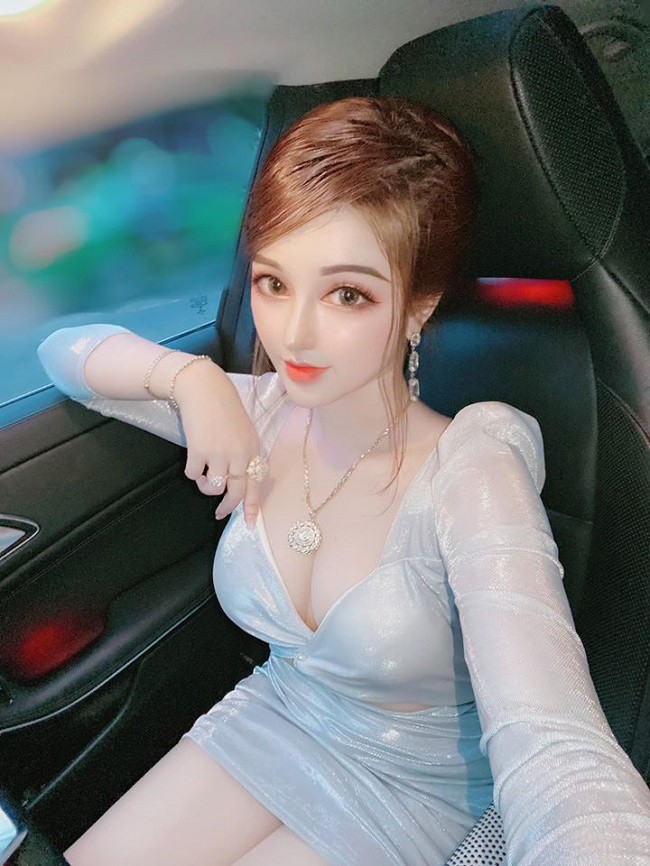 Ngỡ ngàng trước nhan sắc của hotgirl được mệnh danh là búp bê sống - Ảnh 5.