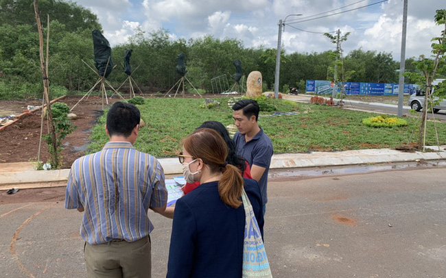 “Dòng tiền của nhà đầu tư đang chuyển hoá từ vàng, gửi ngân hàng sang bất động sản” - Ảnh 1.