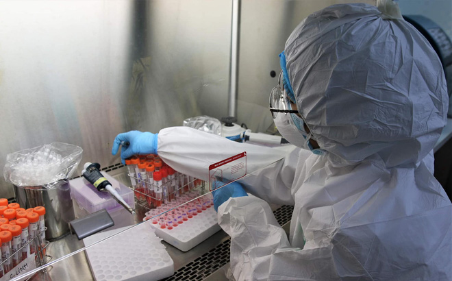 Vết đỏ hằn trên giác mạc và bí mật bên trong nơi bắt sống virus Covid-19 tại Hải Dương - Ảnh 2. Vết đỏ hằn trên giác mạc và bí mật bên trong nơi bắt sống virus Covid-19 tại Hải Dương - Ảnh 2.