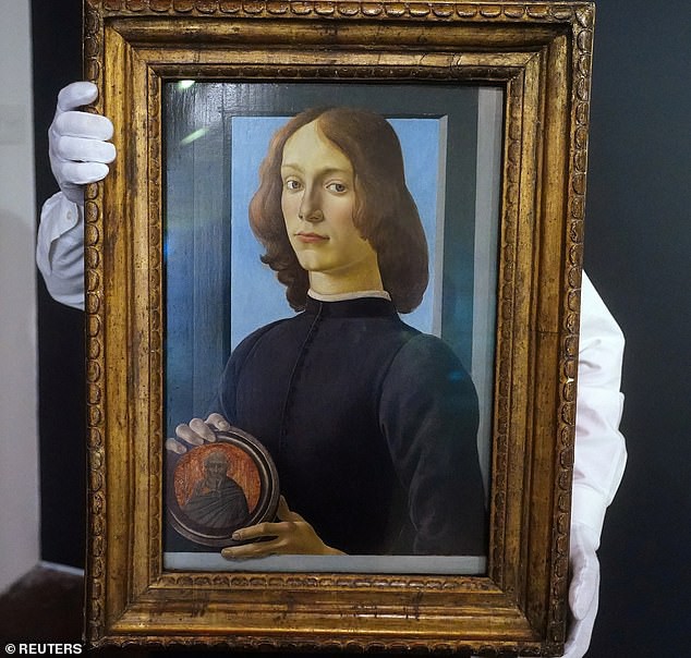 Bức tranh từng bị thanh lý bèo bọt được bán với giá 92 triệu USD - Ảnh 1.