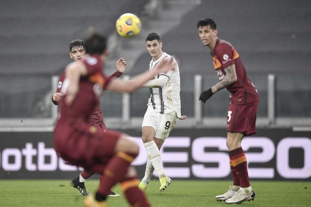Ronaldo toả sáng, Juventus giành chiến thắng 2-0 trước AS Roma - Ảnh 4.