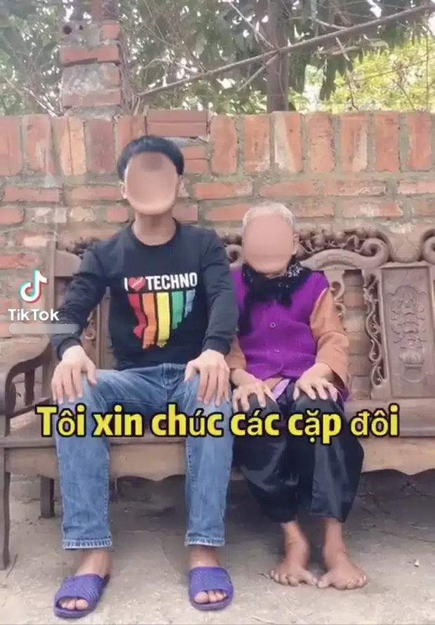 TikToker lôi kéo người già làm clip chúc Tết câu like phản cảm, bị ném đá tới mức phải xoá vội? - Ảnh 1.