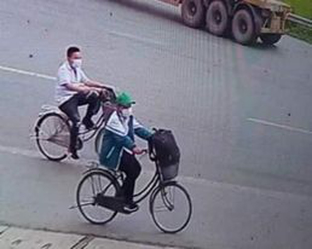 2 học sinh lớp 5 đạp xe 140km trốn nhà từ Thái Bình vào Thanh Hoá và câu chuyện xúc động phía sau - Ảnh 1.