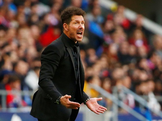 Simeone dự báo “Real và Barca có thể không thua lần nữa” - Ảnh 1.