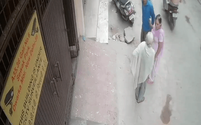 Hứng trọn cú tát như "trời giáng" của con trai, cụ bà ngã xuống đất chết tức tưởi, diễn biến vụ việc gây phẫn nộ tột cùng