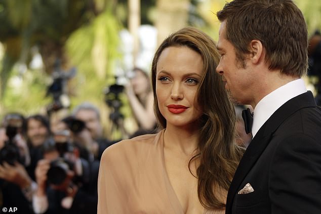 Vụ Angelina Jolie tố Brad Pitt dùng bạo lực gia đình: Maddox làm chứng - Ảnh 1.