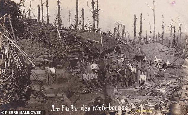270 lính Đức mắc kẹt trong hầm ở Thế chiến I: Kẻ tự sát, người nhờ đồng đội kết liễu - Ảnh 3.