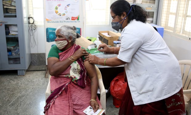 Thách thức khiến Ấn Độ, Nga, Trung Quốc tiêm chủng chậm chạp dù tự sản xuất vaccine  - Ảnh 1.