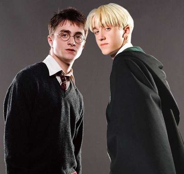 Sốc nặng màn tuột dốc nhan sắc của 2 nam thần Harry Potter - Draco Malfoy: Bên râu ria dừ chát, bên trán hói đến đáng thương - Ảnh 3.
