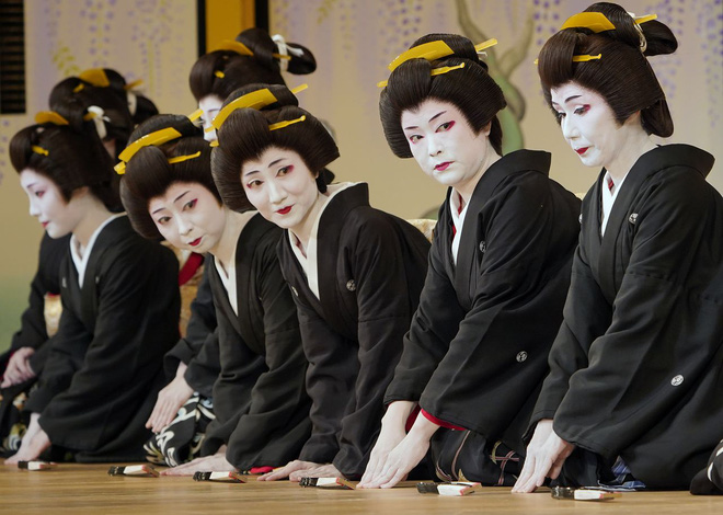 Geisha Nhật Bản và những sự thật bị người đời hiểu nhầm: Không phải là kỹ nữ! - Ảnh 4.