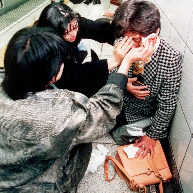 Vụ tấn công bằng khí độc sarin chấn động lịch sử nước Nhật: Ký ức đau thương kéo dài hơn 25 năm, 6000 người vẫn chịu di chứng - Ảnh 7.