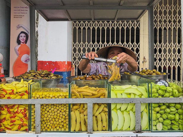 Thì ra đây là lý do mà người ta gọi món này là cóc ổi mía ghim, nghe đó giờ nhưng chưa chắc bạn để ý - Ảnh 1.