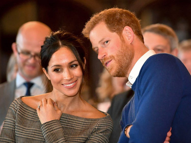 Bị tung bằng chứng, vợ chồng Meghan Markle cuối cùng đã thừa nhận mình nói sai sự thật về đám cưới trong phỏng vấn bom tấn vừa qua - Ảnh 2.