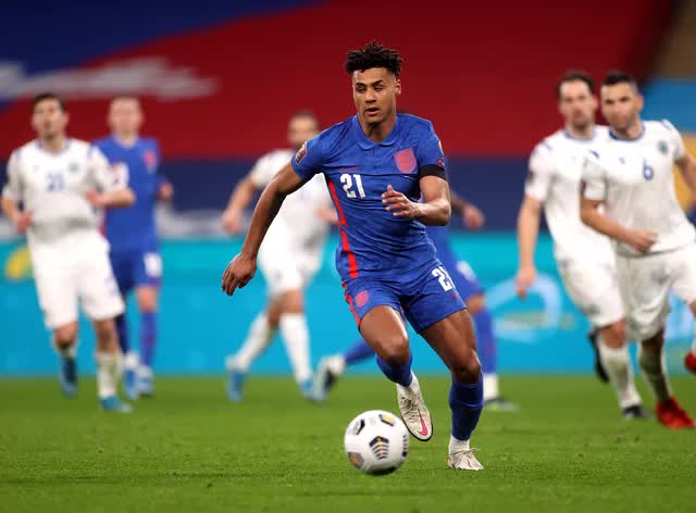 Ollie Watkins ra mắt ĐT Anh, Aston Villa mất 1 triệu bảng - Ảnh 1.