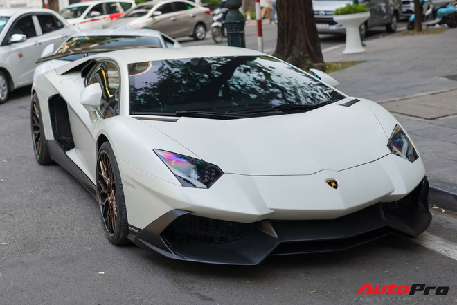 Lộ diện nữ chủ nhân 9x nóng bỏng của Lamborghini Aventador bản độ tiền tỷ siêu độc tại Việt Nam - Ảnh 5.