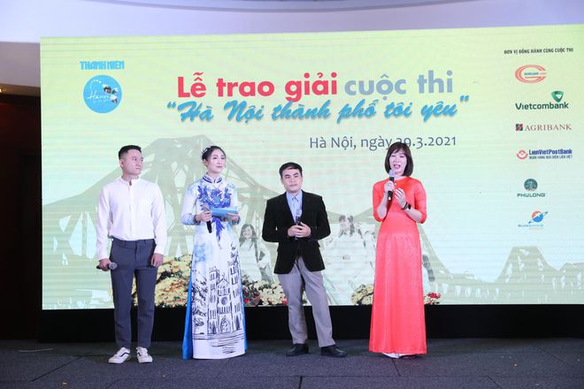 Trao giải Hà Nội thành phố tôi yêu: Ở Hà Nội biết yêu thương nhau là đủ - Ảnh 6.