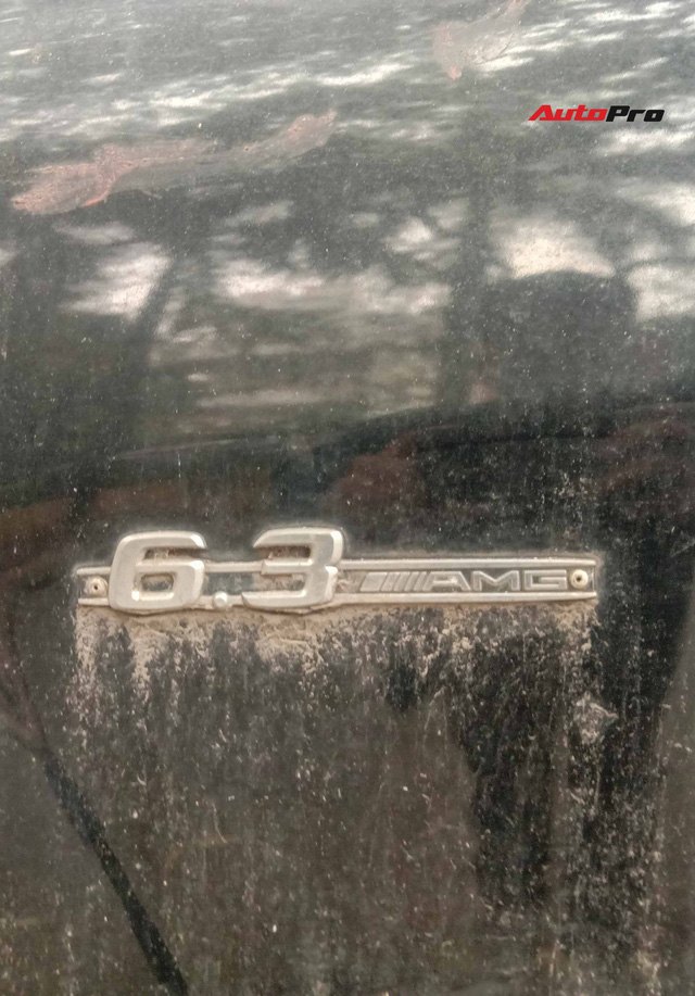 Nằm phủ bụi 5 năm tại Hà Nội, Mercedes-Benz S 63 AMG bạc tỷ khiến CĐM bàn tán khi một chi tiết vẫn nguyên vẹn - Ảnh 6.