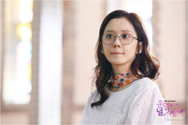 Nhan sắc ngoài đời của mỹ nhân Hàn thủ vai xấu xí: Suzy mặt mộc đẹp choáng váng, Lee Sung Kyung - Han Hyo Joo 1 trời 1 vực - Ảnh 9.