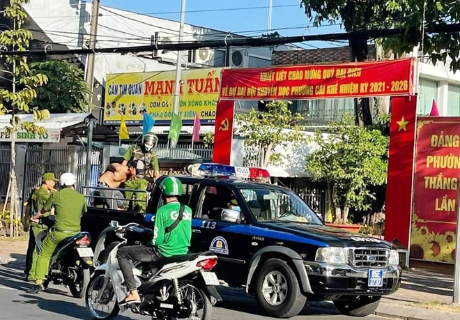 2 nhóm thanh niên giải quyết nợ nần bằng súng quân dụng - Ảnh 5. 2 nhóm thanh niên giải quyết nợ nần bằng súng quân dụng - Ảnh 5.