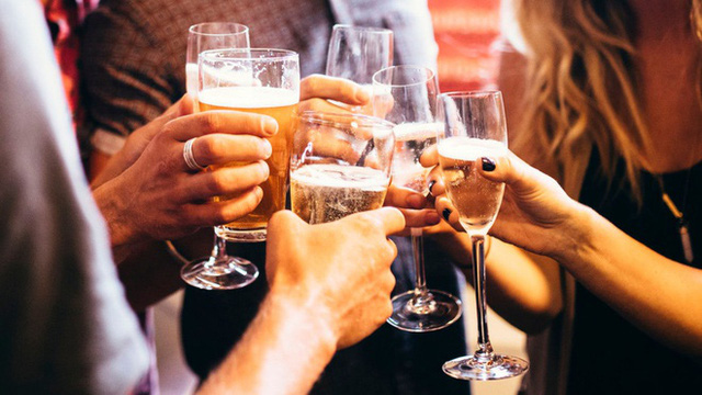 9 thói quen hằng ngày ngăn cản bạn trở nên giàu có mà nhiều người vẫn đang vô tư mắc phải - Ảnh 3. 9 thói quen hằng ngày ngăn cản bạn trở nên giàu có mà nhiều người vẫn đang vô tư mắc phải - Ảnh 3.