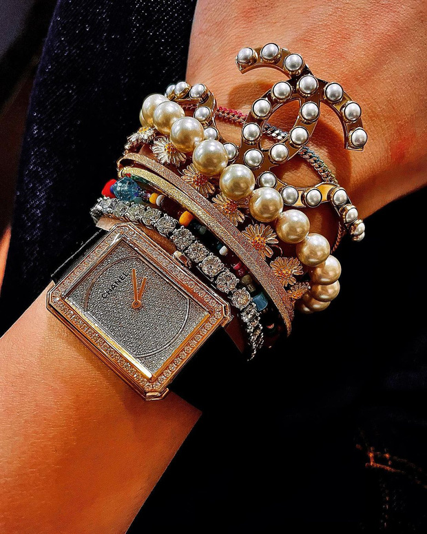 G-Dragon đ&atilde; c&oacute; động th&aacute;i đầu ti&ecirc;n sau tin hẹn h&ograve;, soi ph&aacute;t ra lu&ocirc;n ẩn &yacute; về Jennie (BLACKPINK)? - Ảnh 3.