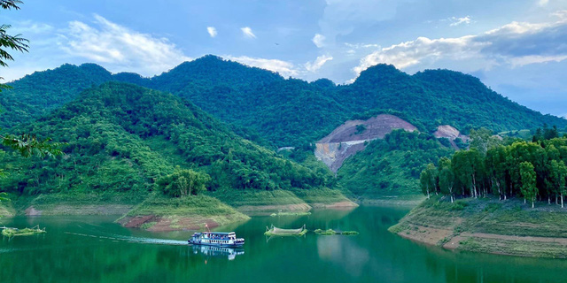 Một công ty lữ hành bất ngờ tăng vốn điều lệ lên 600 tỷ đồng, lấn sân sang BĐS nông nghiệp và nghỉ dưỡng - Ảnh 1.