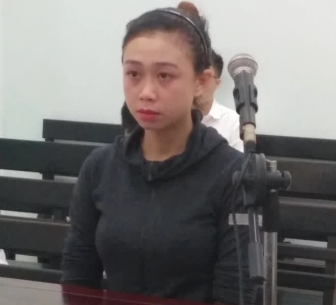 Kiều nữ đi tù vì kéo hội đi đánh ghen, đập điện thoại của tình địch - Ảnh 1. Kiều nữ đi tù vì kéo hội đi đánh ghen, đập điện thoại của tình địch - Ảnh 1.