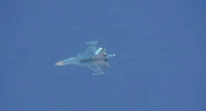 Nga ra đòn quá nhanh và nguy hiểm ở Syria, Su-35 tay đấm chết chóc góp mặt - TT Biden khẩn cấp dừng tấn công Syria - Ảnh 1.