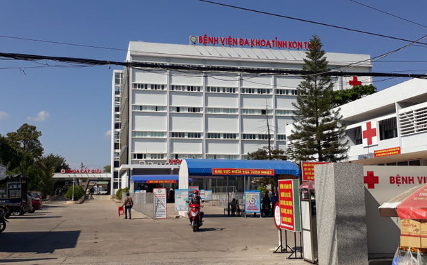 Ăn tiệc "tết chuồng trâu", 6 người mắc bệnh lạ, 3 người tử vong