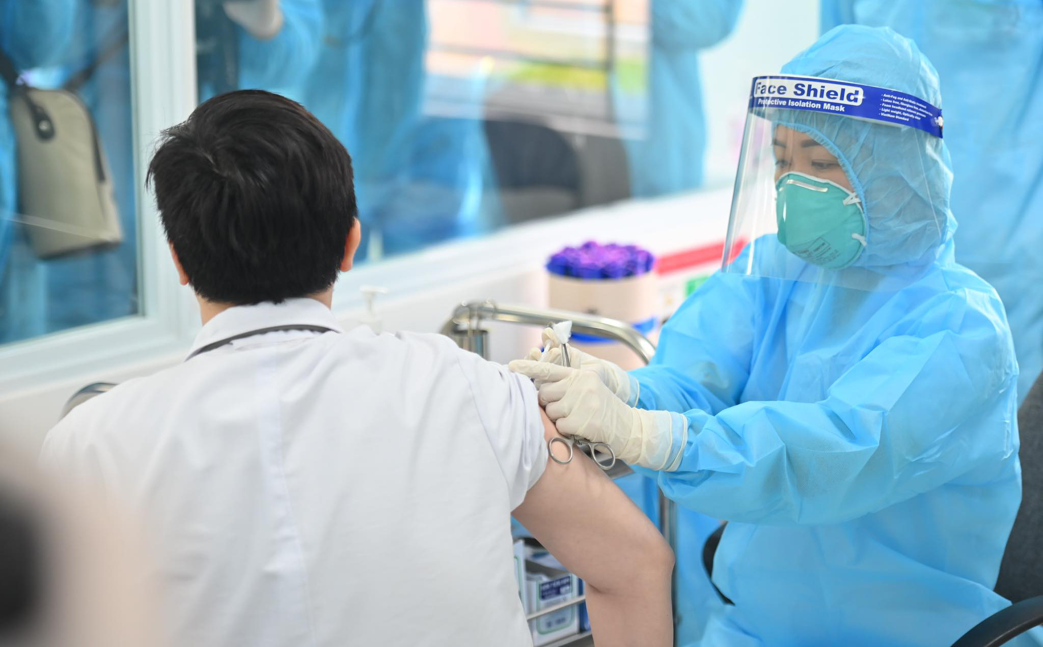 100% số người được tiêm vắc xin AstrZeneca tại Việt Nam chưa ghi nhận phản ứng sau tiêm