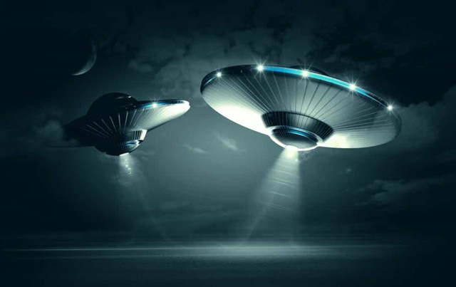 Những vụ nhìn thấy UFO nổi tiếng nhất trên thế giới - Ảnh 10.