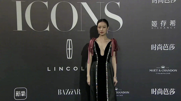 Ảnh không PTS của dàn người đẹp tại Bazaar Icons: Dương Tử lộ đầu to, Ming Xi tăng cân chóng mặt, chỉ có 1 người cân được tất - Ảnh 6.