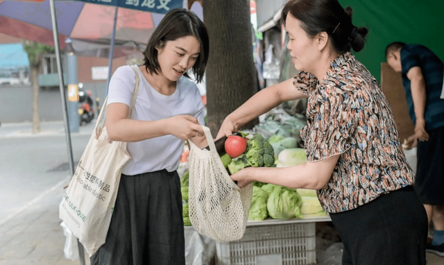 Cặp đôi 9X 3 năm không đi làm, không vứt rác, tiêu hết tiền tiết kiệm chỉ để làm một việc có ý nghĩa với môi trường - Ảnh 10.