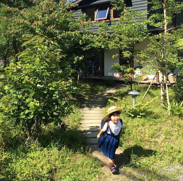 Từ thành phố chuyển về nông thôn ở nhà gỗ, gia đình Nhật Bản biến cuộc sống bình thường trở thành thiên đường! - Ảnh 15.