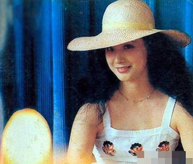 Nữ yêu tinh xinh đẹp, giàu có nhất đoàn làm phim Tây Du Ký 1986 - Ảnh 4.