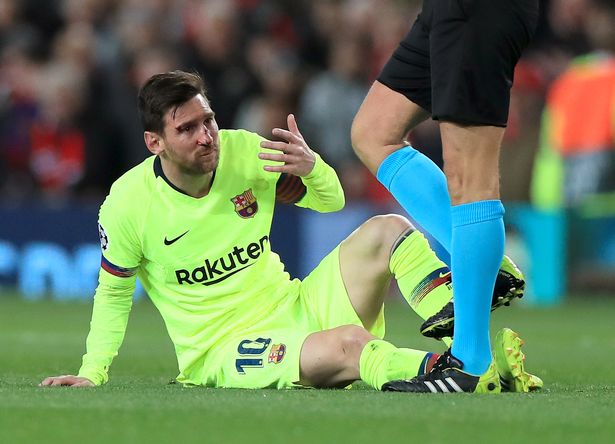 Sao M.U bị Messi hiểu lầm, suýt không được đổi áo - Ảnh 2.