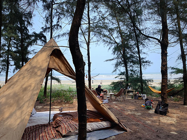 Các gia đình Hà Nội, Sài Gòn muốn đi camping trong phạm vi 300km thì đừng bỏ lỡ loạt địa điểm từ núi tới biển quá đẹp này, sẵn sàng cho kỳ nghỉ 30/4, 1/5 thật chill thôi nào! - Ảnh 16.