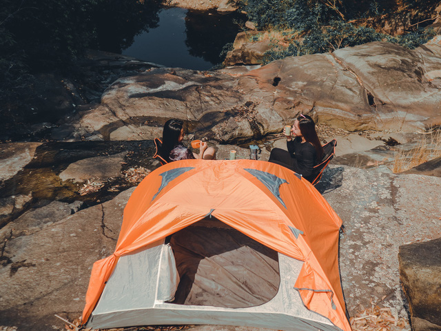 Các gia đình Hà Nội, Sài Gòn muốn đi camping trong phạm vi 300km thì đừng bỏ lỡ loạt địa điểm từ núi tới biển quá đẹp này, sẵn sàng cho kỳ nghỉ 30/4, 1/5 thật chill thôi nào! - Ảnh 24.