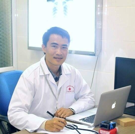 BS Nguyễn Huy Hoàng phản bác CEO BKAV Nguyễn Tử Quảng: Chế tạo vaccine giống phần mềm diệt virus là quan điểm phản khoa học - Ảnh 2.