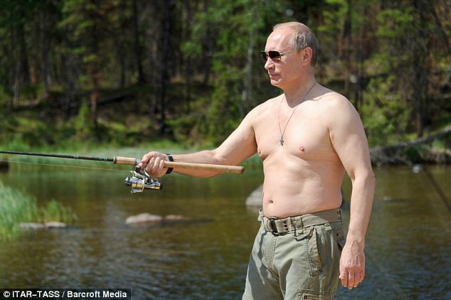 Bình chọn người đàn ông đẹp nhất nước Nga: Tổng thống Putin áp đảo loạt tài tử nức tiếng - Ảnh 4.