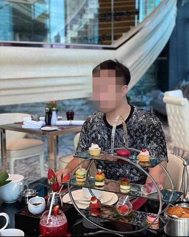 Anh chàng rủ bạn gái mới quen đi ăn nhưng lại biến mất khi trả tiền - Ảnh 1. Anh chàng rủ bạn gái mới quen đi ăn nhưng lại biến mất khi trả tiền - Ảnh 1.