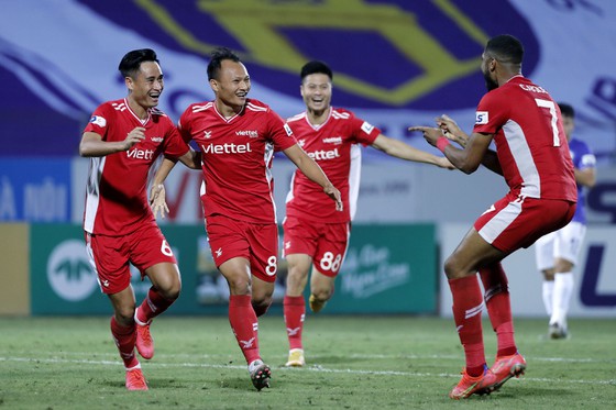 5 điều đáng nhớ vòng 8 V-League 2021 - Ảnh 1.