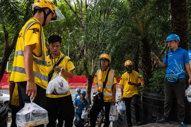 Nhà hàng ma đang mọc như nấm tại Trung Quốc: Mặt trái của ngành công nghiệp giao hàng phát triển quá mạnh - Ảnh 2.