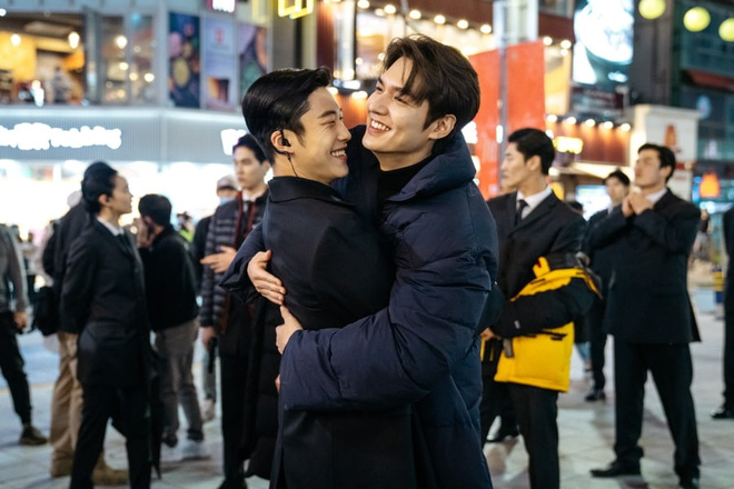 6 đôi đam mỹ trá hình tình nhất phim Hàn: Đến giờ vẫn chưa quên nụ hôn đồng tính của Park Seo Joon - Ảnh 18.