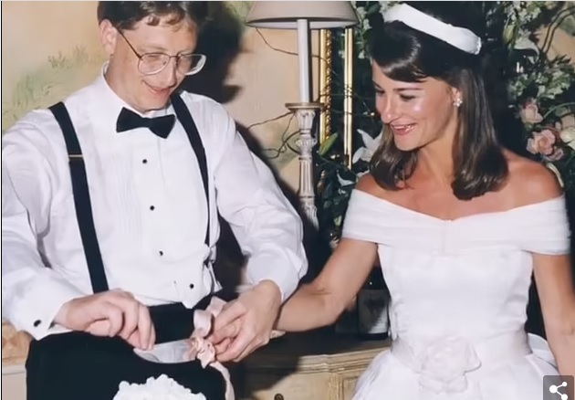 Bill Gates từng than thở về hôn nhân hết tình yêu với bạn chơi golf, hé lộ thời trẻ ăn chơi khét tiếng trước đám cưới với Melinda - Ảnh 3.