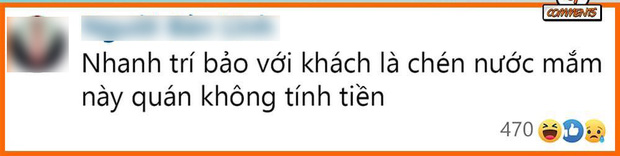 Hỏi khó: Nhân viên lỡ tay đổ mắm lên đầu khách thì phải làm sao, và đây là những câu trả lời đỉnh nhất của dân mạng - Ảnh 2.