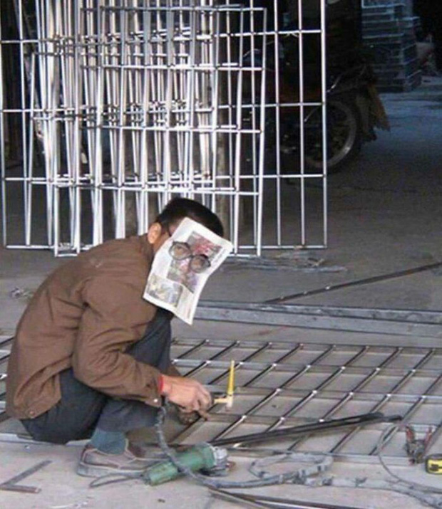 15 bác thợ có máu liều cao, sẵn sàng đẩy mình vào tình huống nguy hiểm không cần thiết - Ảnh 8.