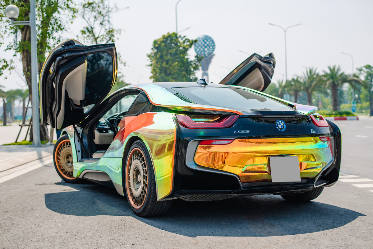 Con cưng 7 tỷ một thời của c&aacute;c đại gia Việt BMW i8 giảm gi&aacute; gần một nửa - Ảnh 5.